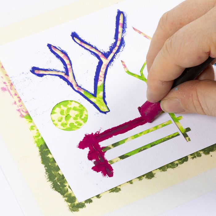 Sablonien käyttäminen öljypastellien yksityiskohtien tekemiseen