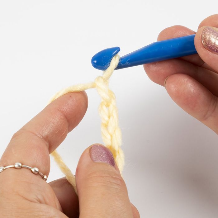 Ketjusilmukan virkkaaminen