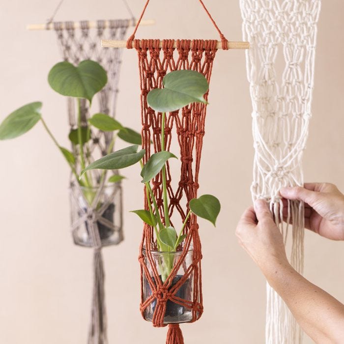 Macramé-amppelin