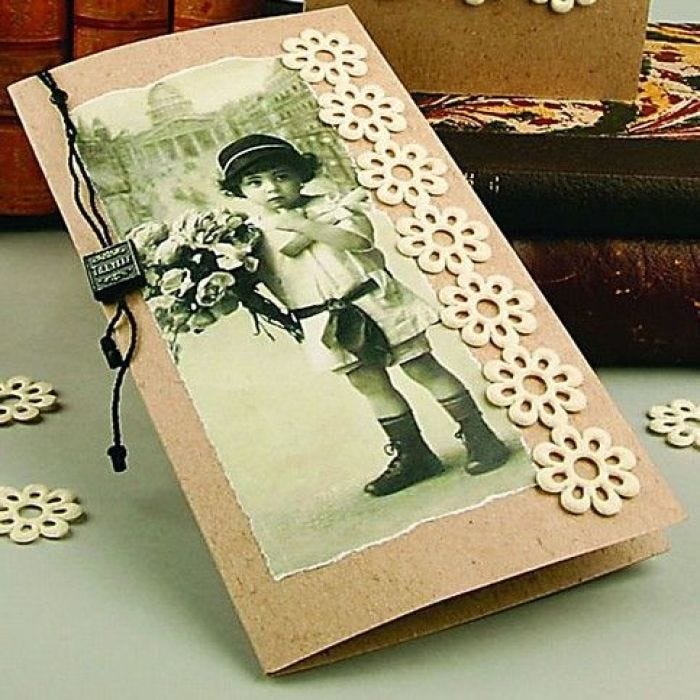 Scrapbooking tarvikkeita
