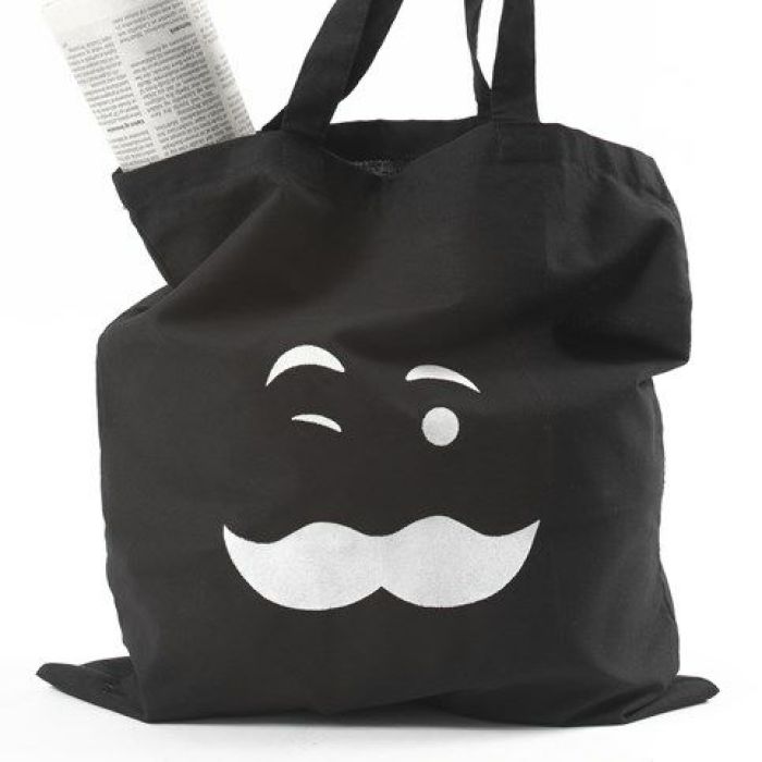 Painettu musta kangaskassi