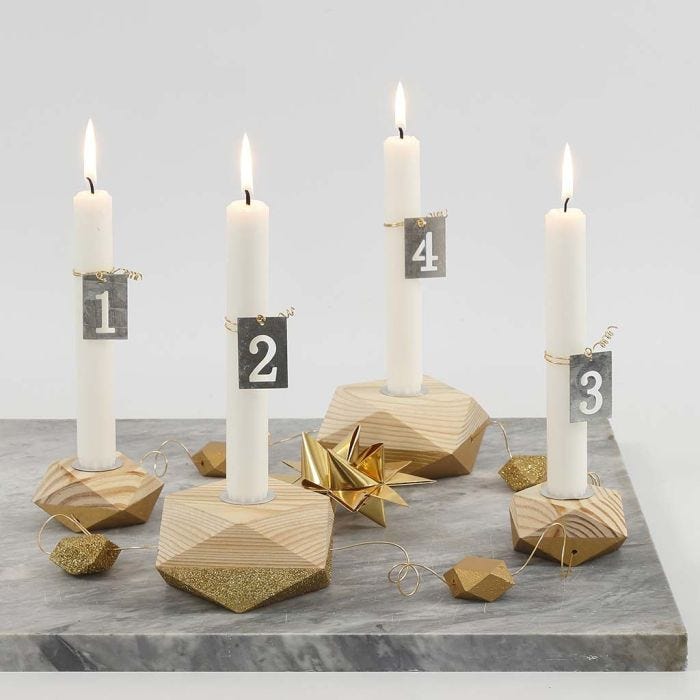 Puiset adventtikynttilänjalat