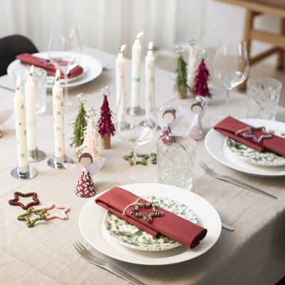 Itse tehdyt koristeet joulupöytään