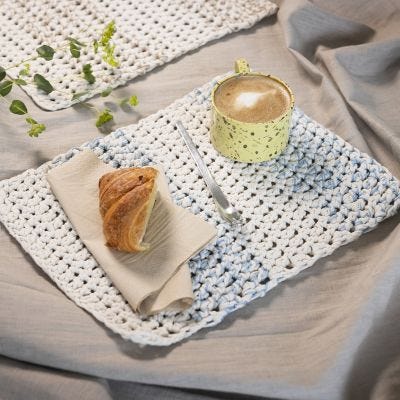 Virkattu muhkea tabletti