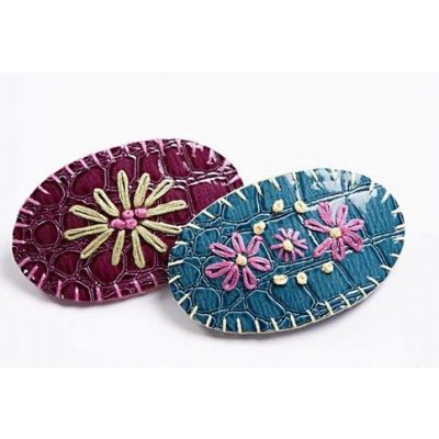 Käärmeennahkaa hiussoljissa