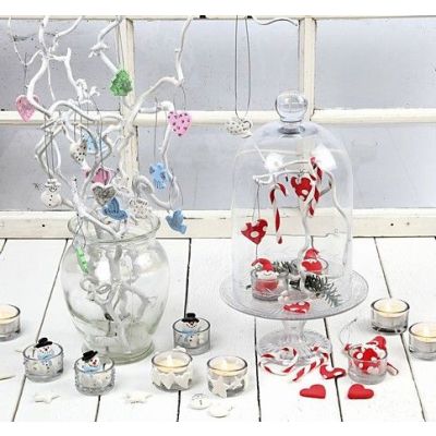 Koristeita silkkimassasta