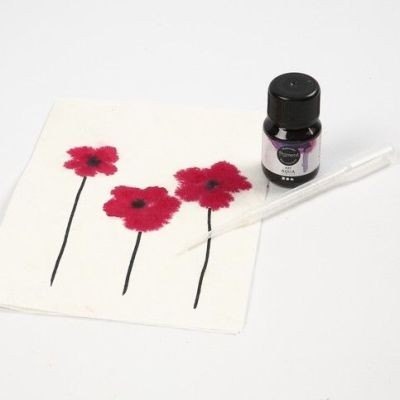 Vesiväriä mulperipaperilla