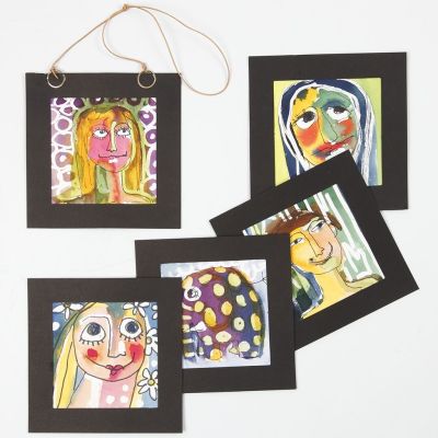 Värikkäät muotokuvat