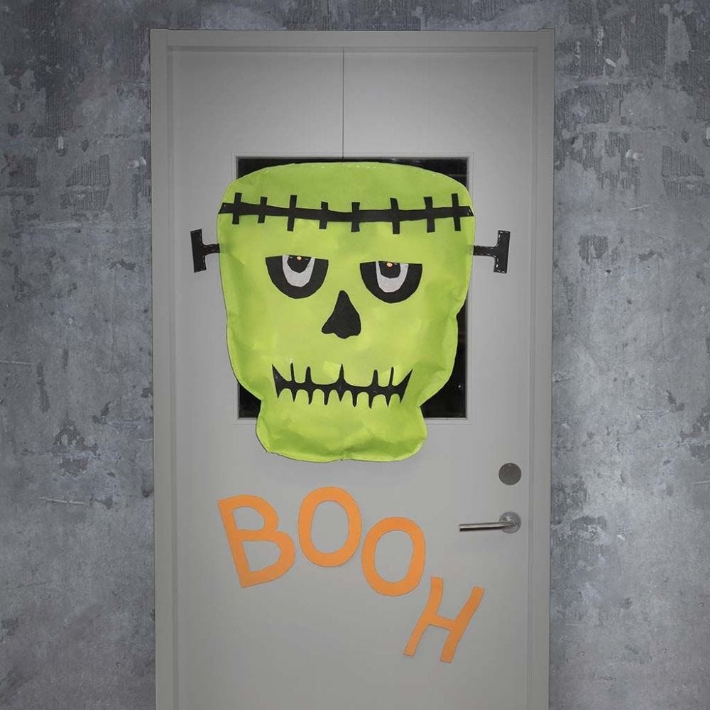 Kangasjäljitelmästä tehty Frankenstein
